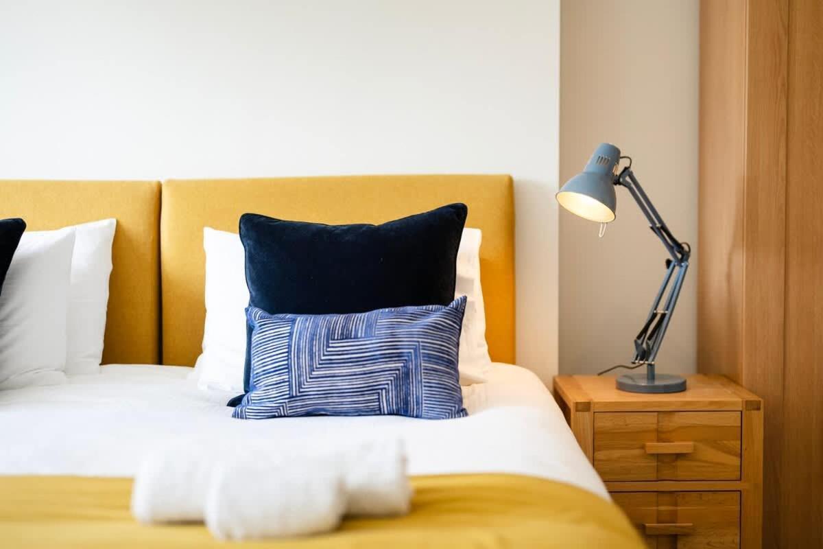 Spacious And Quiet Ground Floor Flat بريستول المظهر الخارجي الصورة
